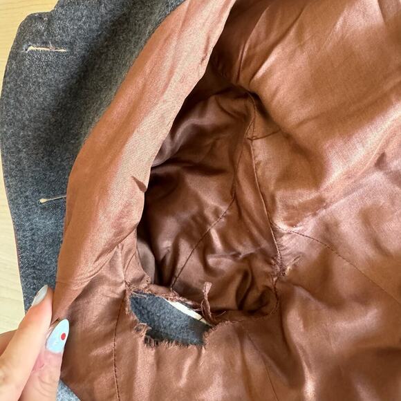 KENNETH COLE Gray Wool Cashmere Blend Belted Sherlock Holmes Style Coat - Picture 9 of 10